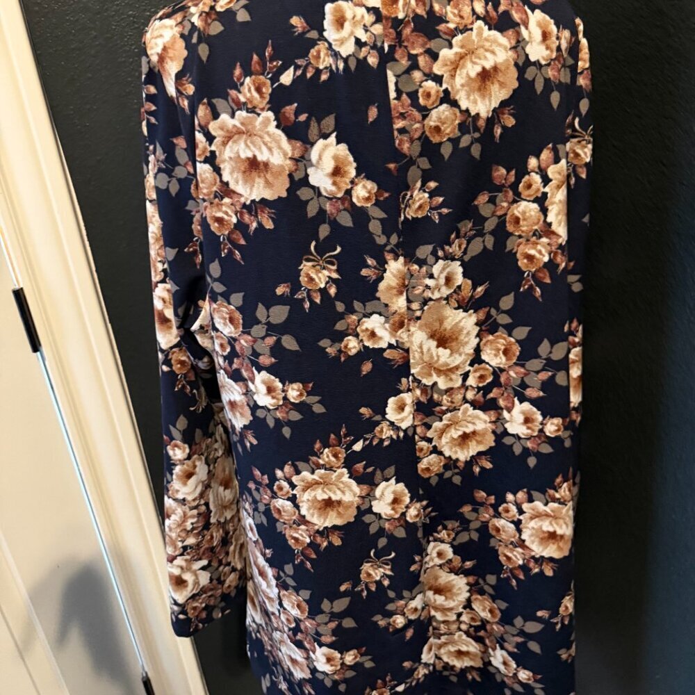 Lularoe Gwen Blazer Jacket 3XL Navy Blue Floral Open Front - Picture 5 of 7